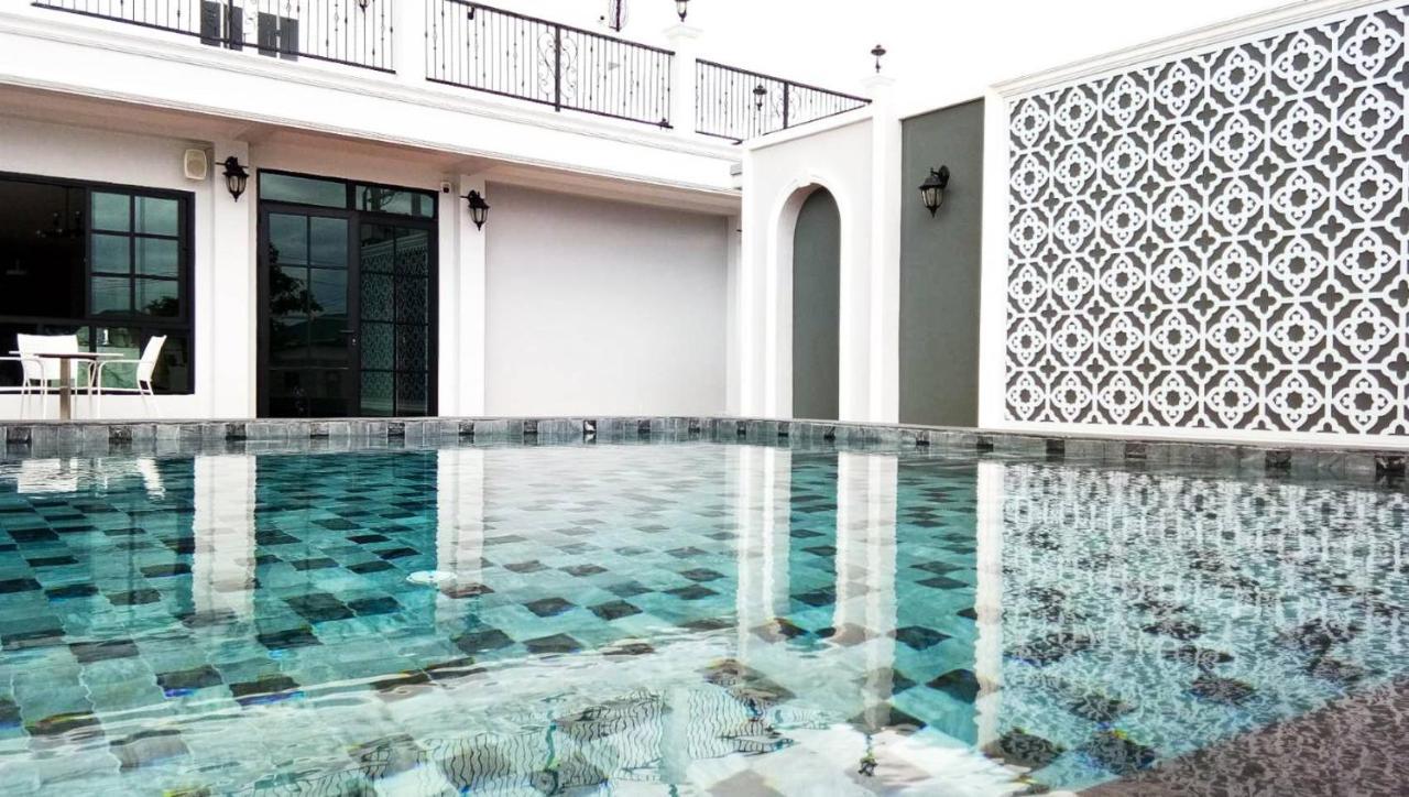 โคโค่ โฮเทล Koco Hotel Nakhonratchasima Екстериор снимка