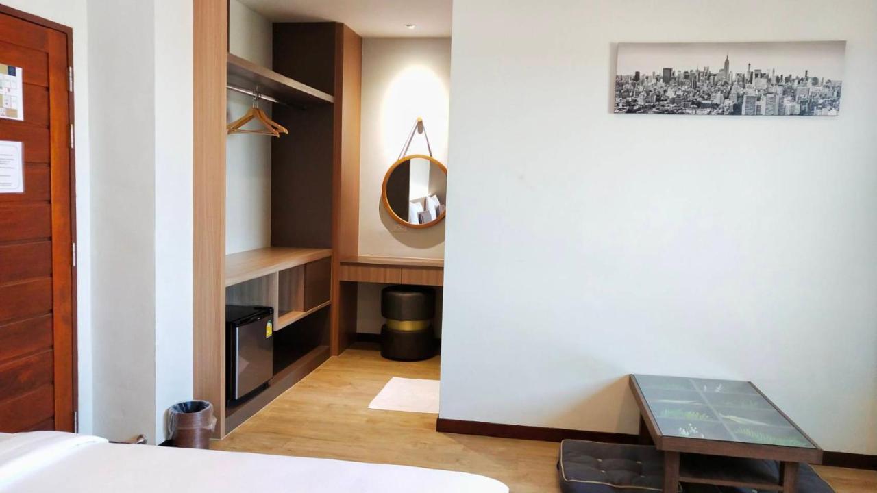 โคโค่ โฮเทล Koco Hotel Nakhonratchasima Екстериор снимка